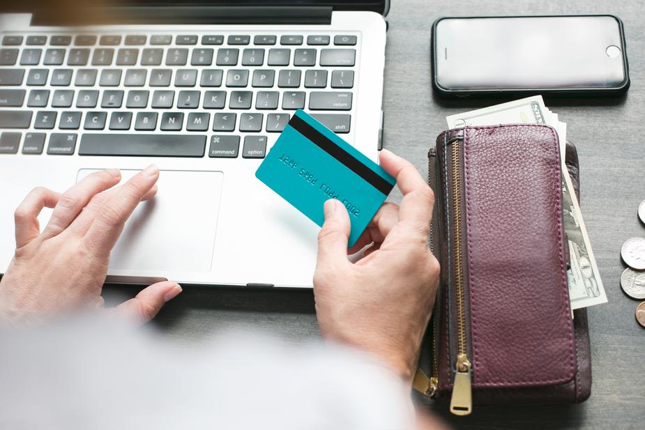 Online shopping image